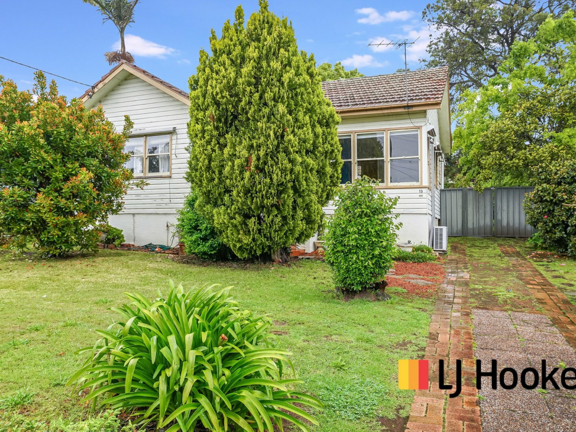 13 Ronald Street Campbelltown NSW