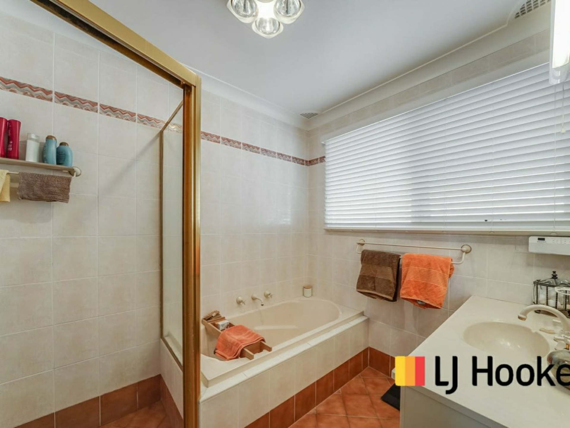 247 St Johns Road, BRADBURY