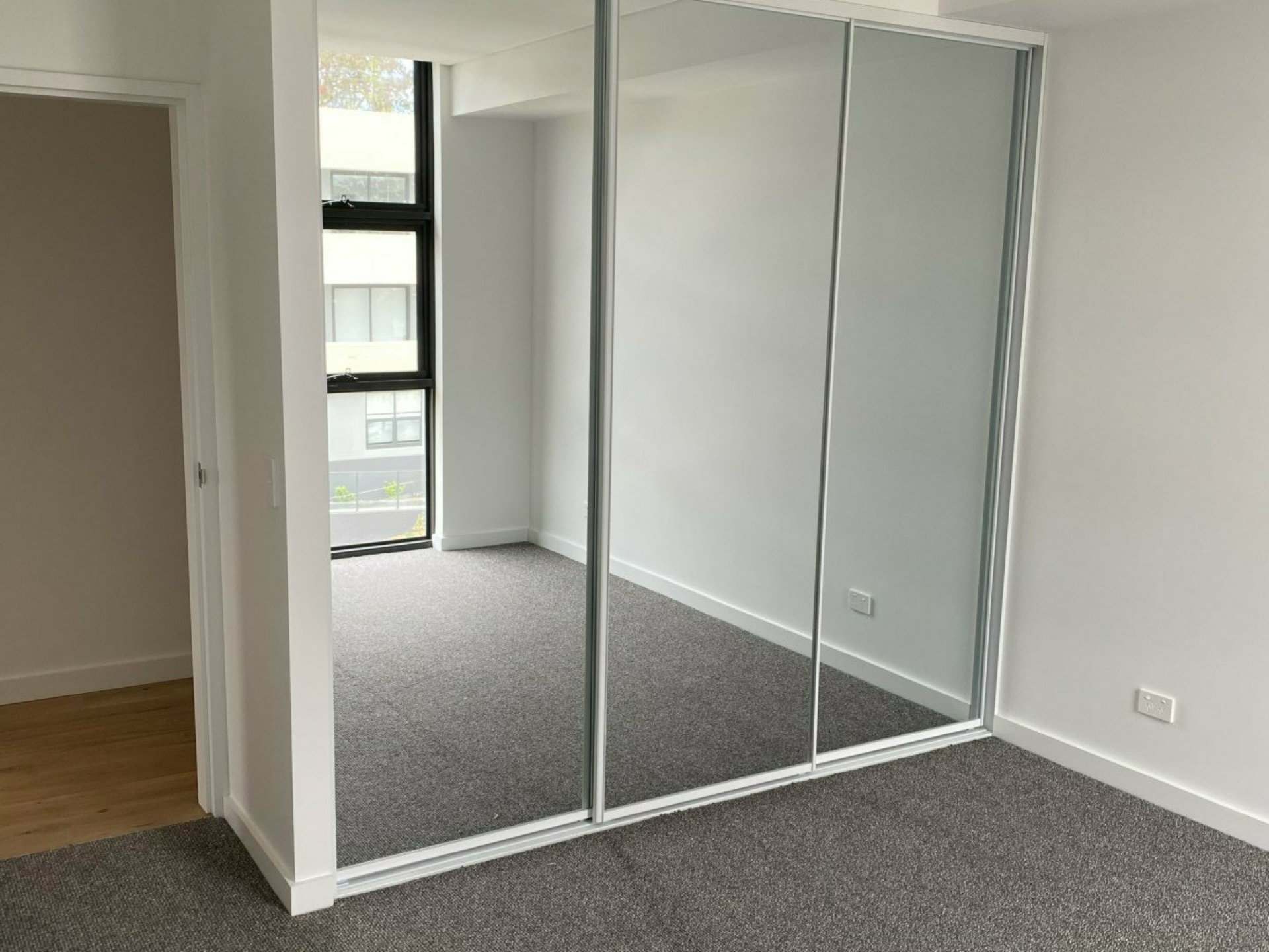 Apartment 401/40D Somerset Avenue, NARELLAN