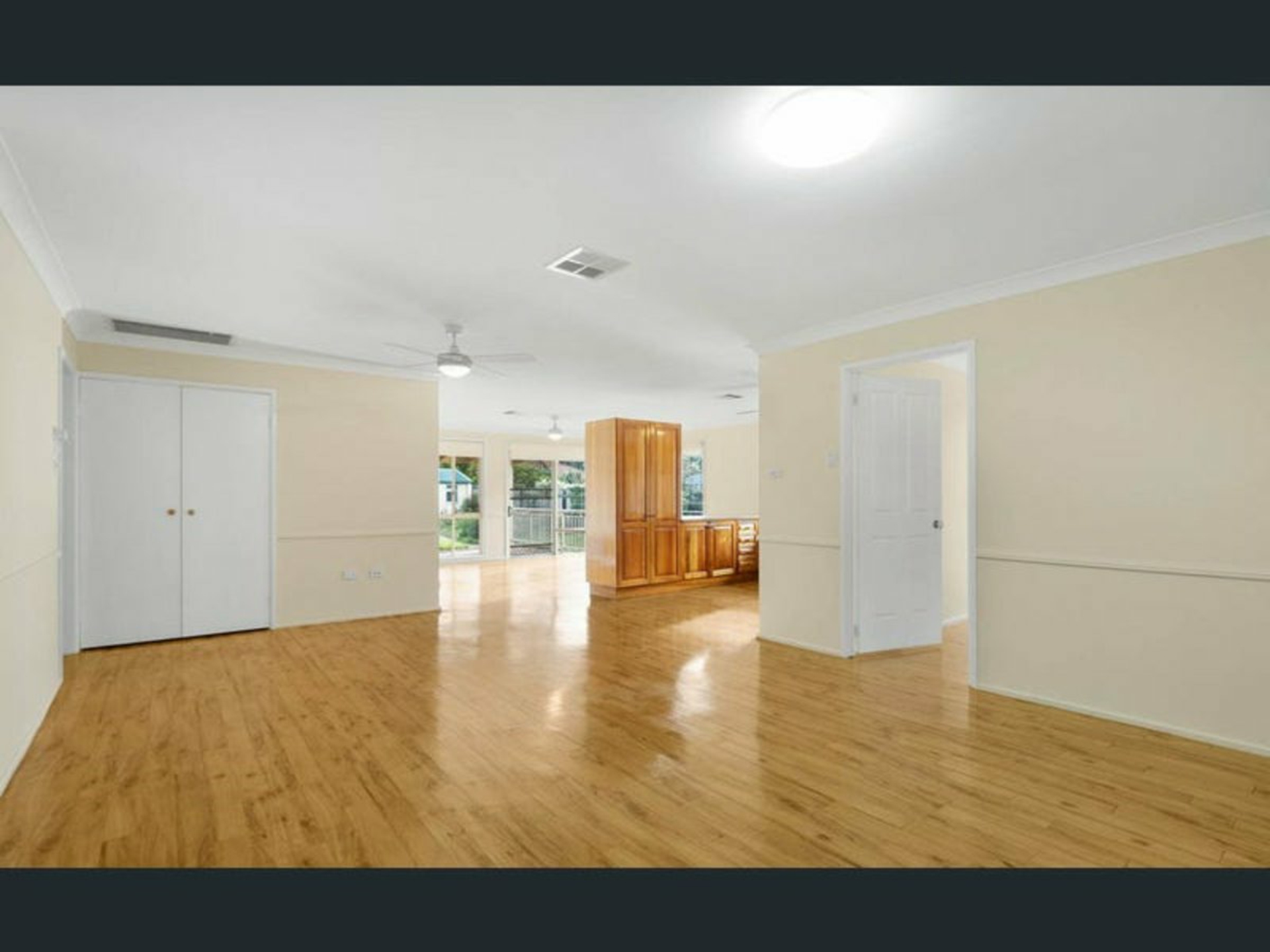 24 Cashmere Drive, ELDERSLIE