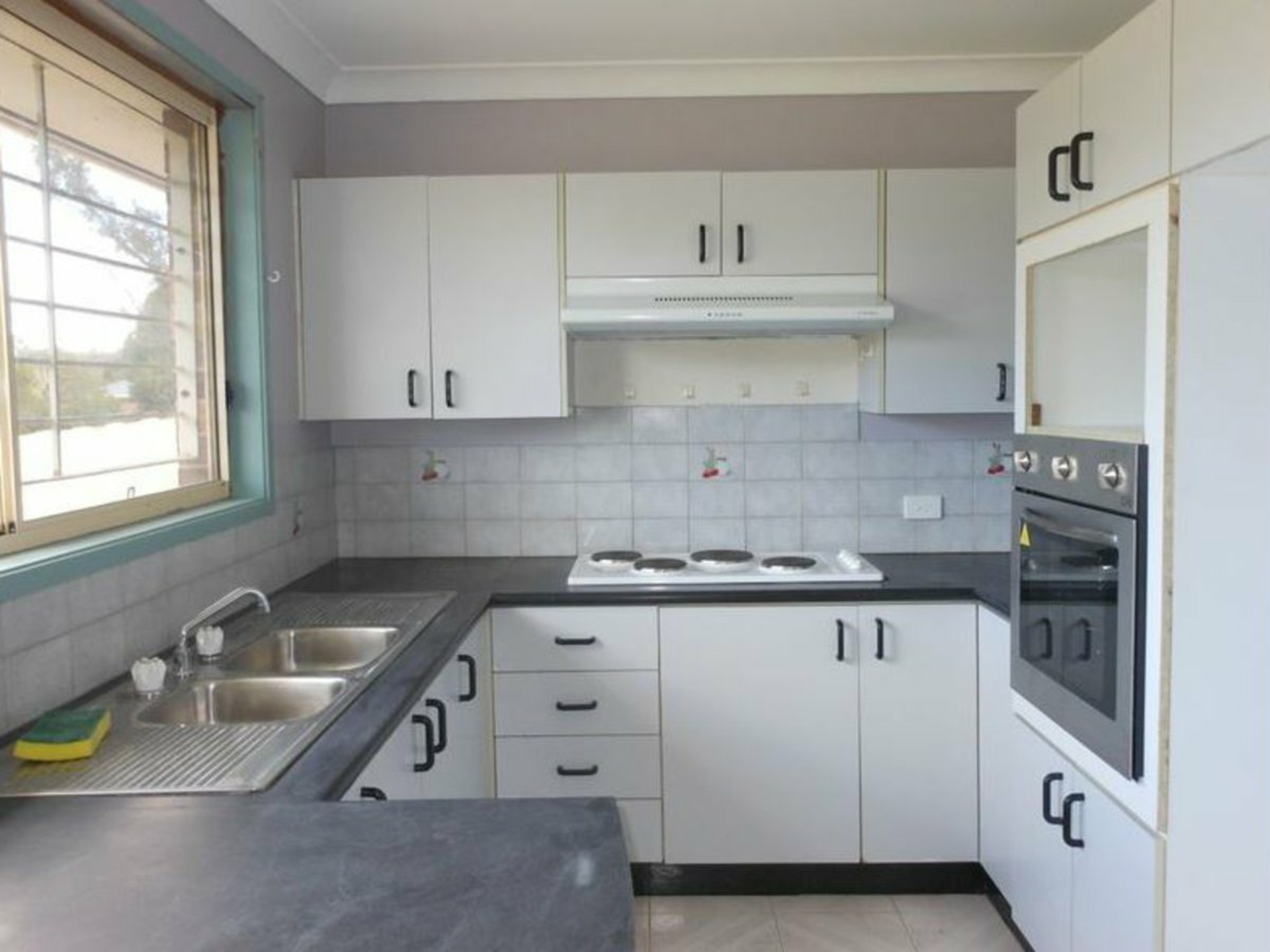 85 Gould Road Eagle Vale NSW Property Details LJ Hooker