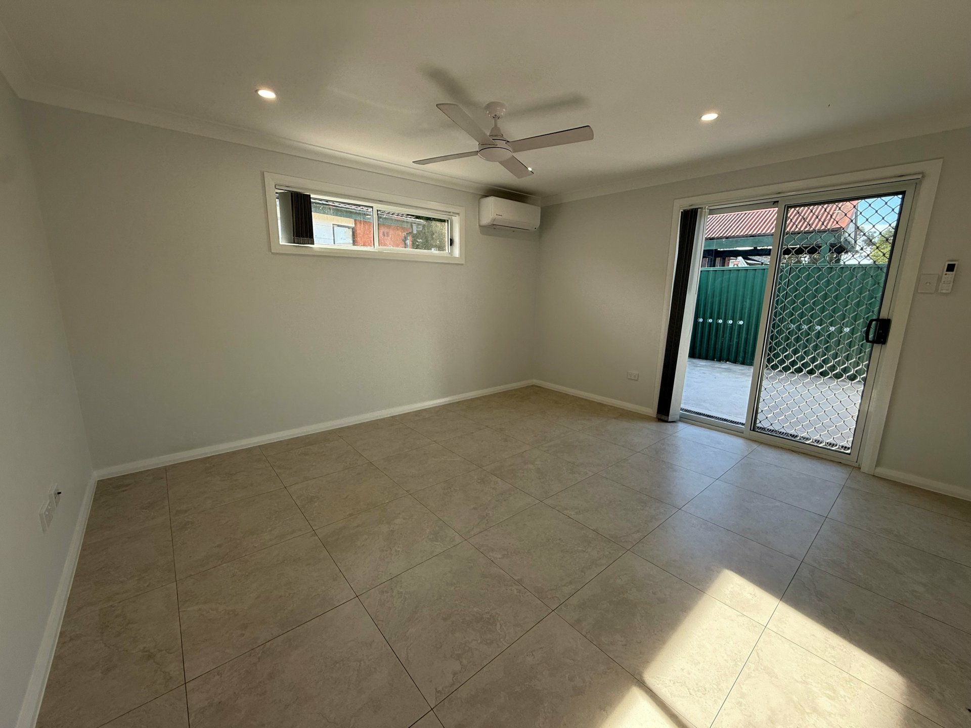 2A Wanganella Way — photo 2 of 8