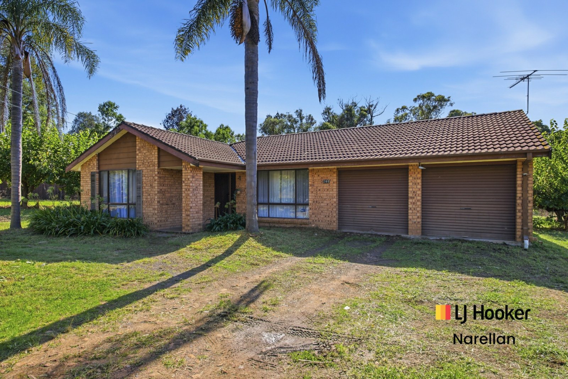 280 Oaks Road — photo from LJ Hooker Narellan