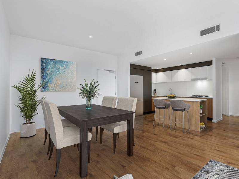 709/112 Palm Meadows Drive, CARRARA