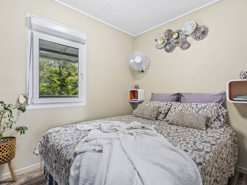 16 Canyon Parade, SPRINGBROOK
