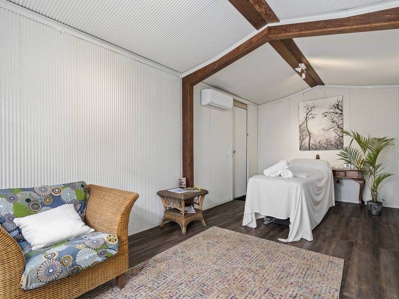 16 Canyon Parade, SPRINGBROOK