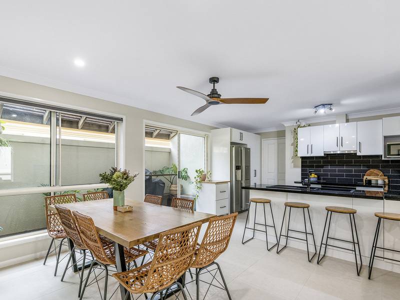 52/2-4 Langport Parade, MUDGEERABA