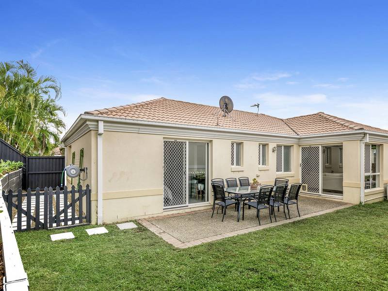 52/2-4 Langport Parade, MUDGEERABA