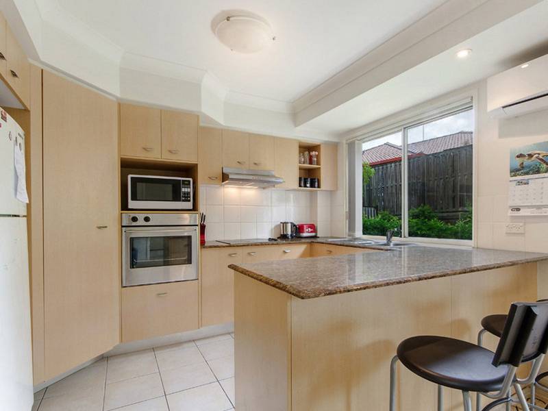 27/480 Christine Avenue, ROBINA