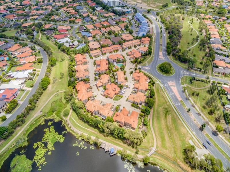 27/480 Christine Avenue, ROBINA