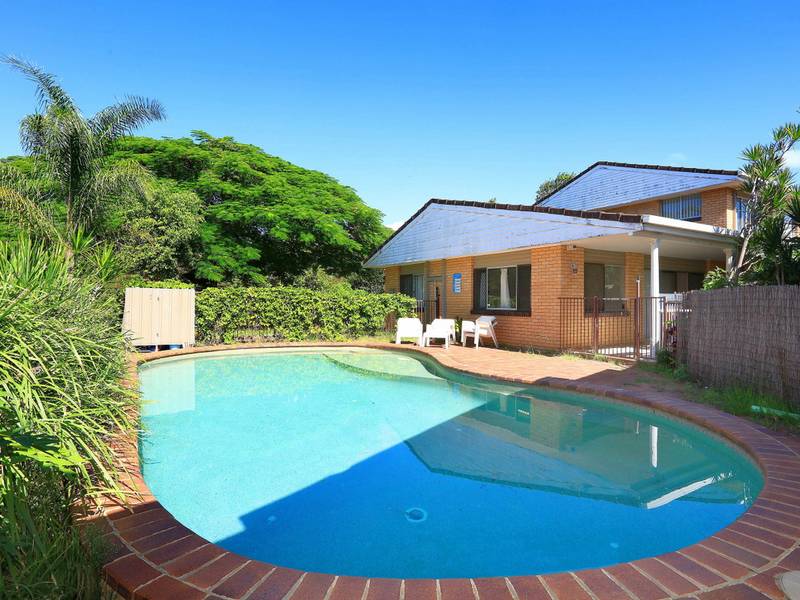 120 Mudgeeraba Rd,, MUDGEERABA