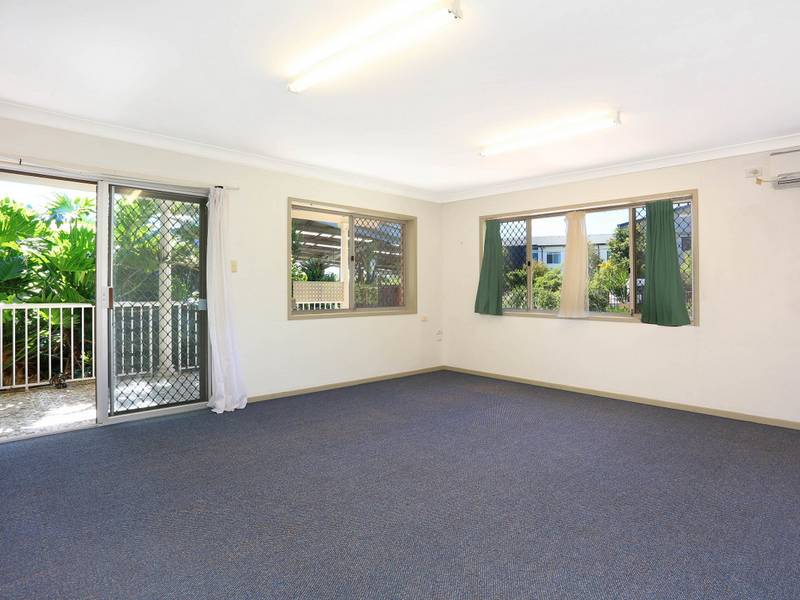 120 Mudgeeraba Rd,, MUDGEERABA