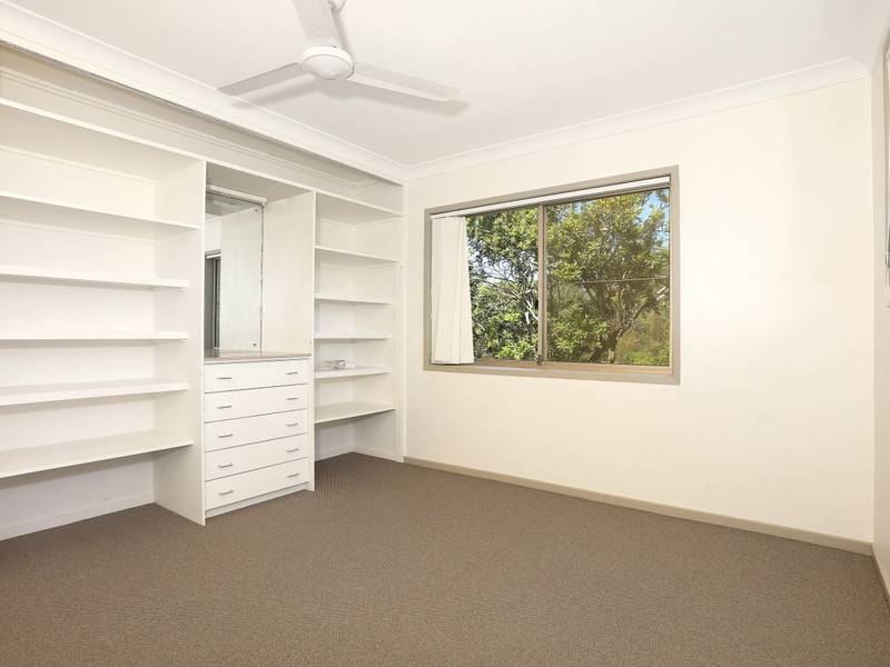 120 Mudgeeraba Rd,, MUDGEERABA