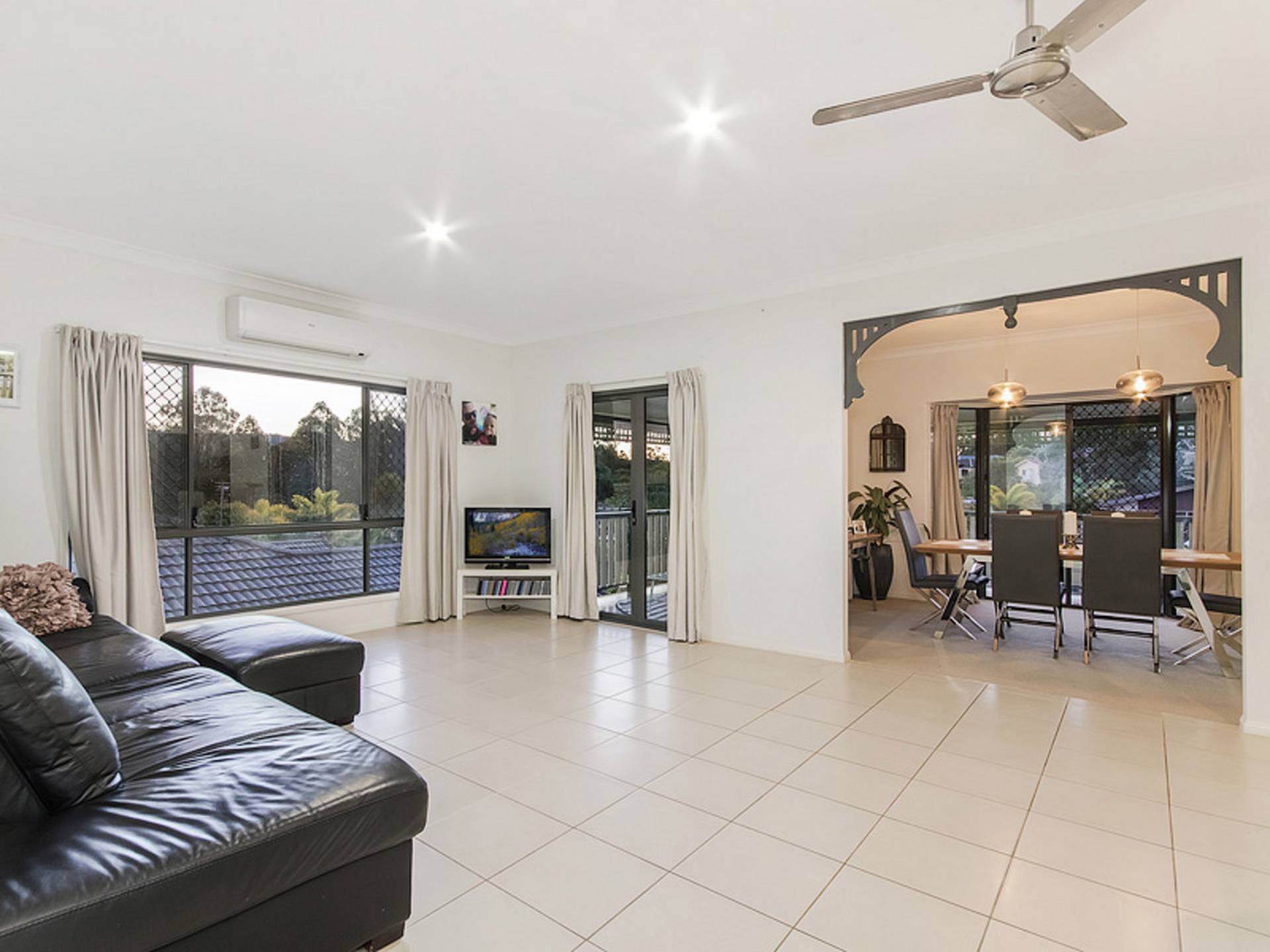 8 Parrott Court, GILSTON