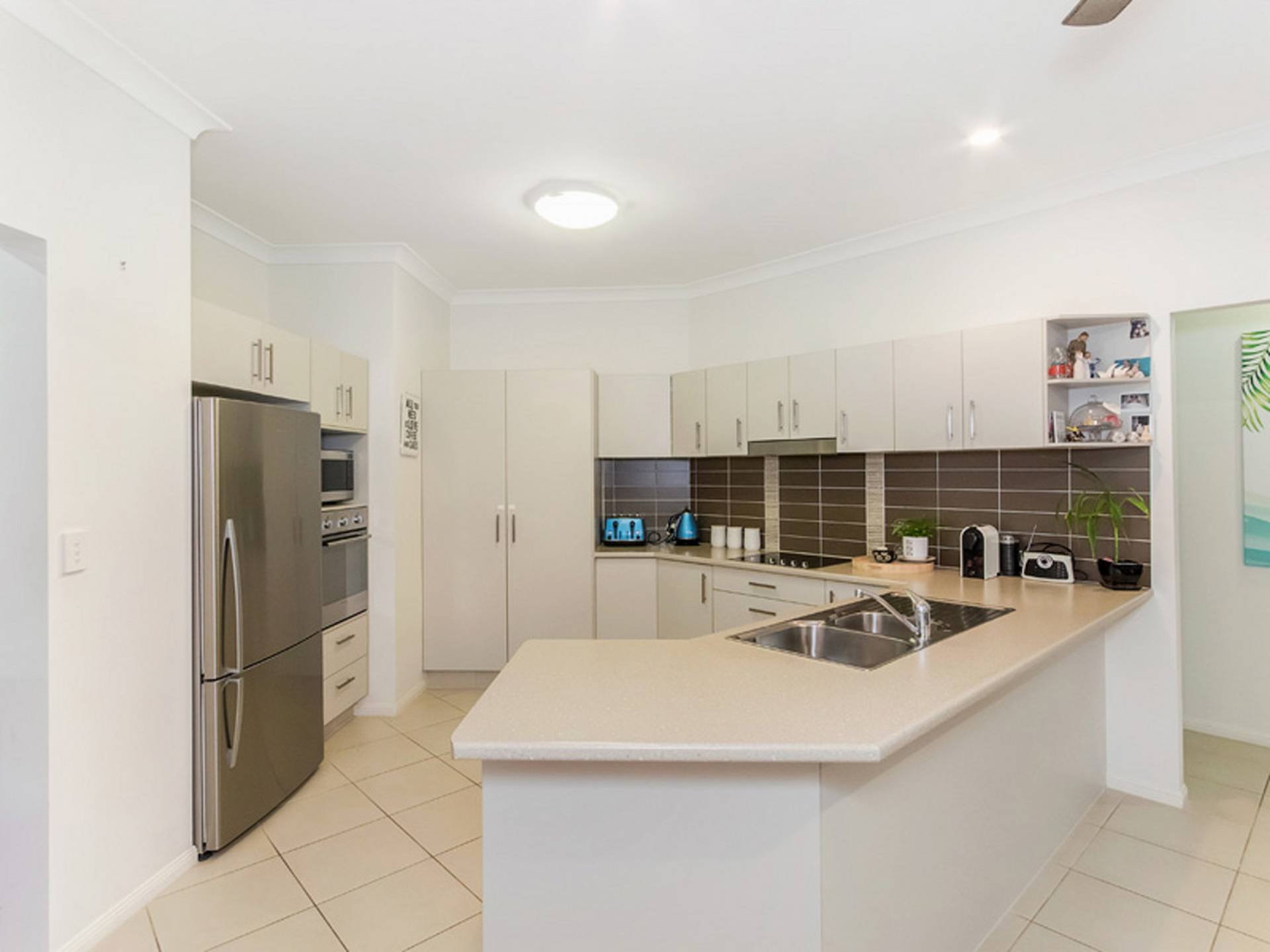 8 Parrott Court, GILSTON