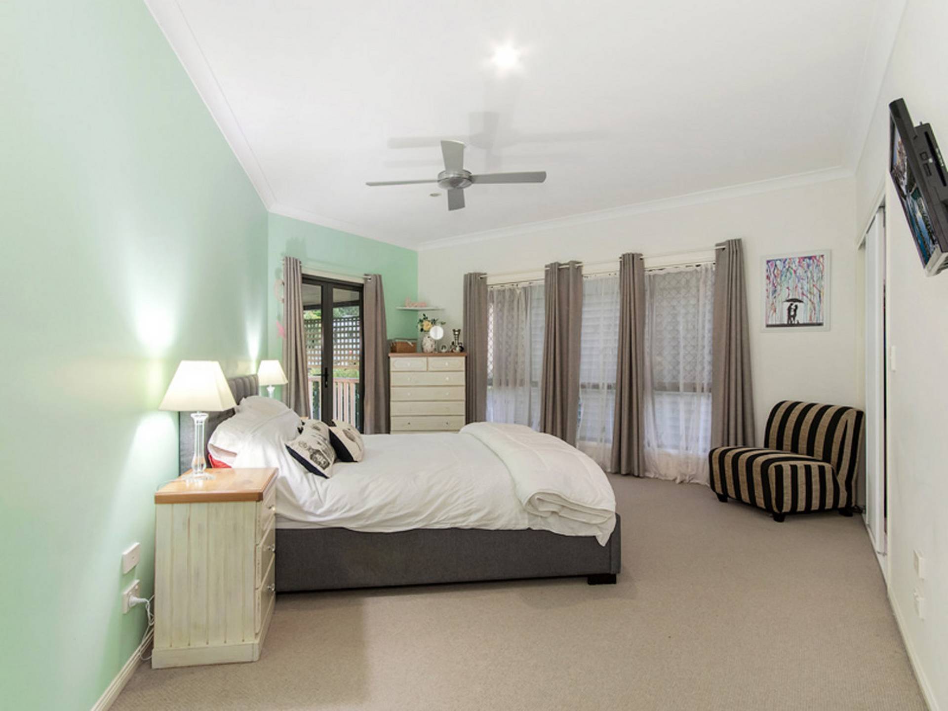 8 Parrott Court, GILSTON