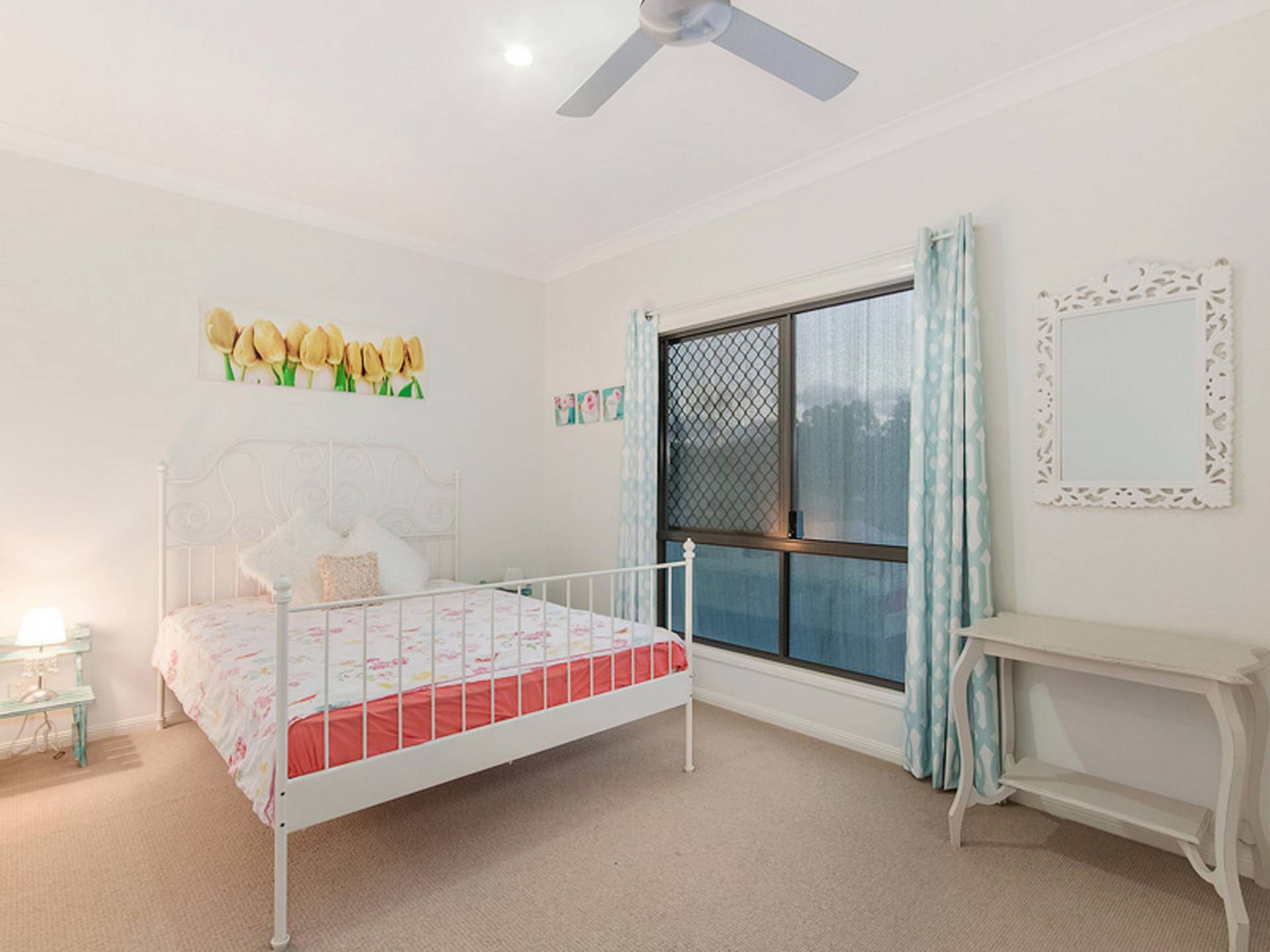 8 Parrott Court, GILSTON