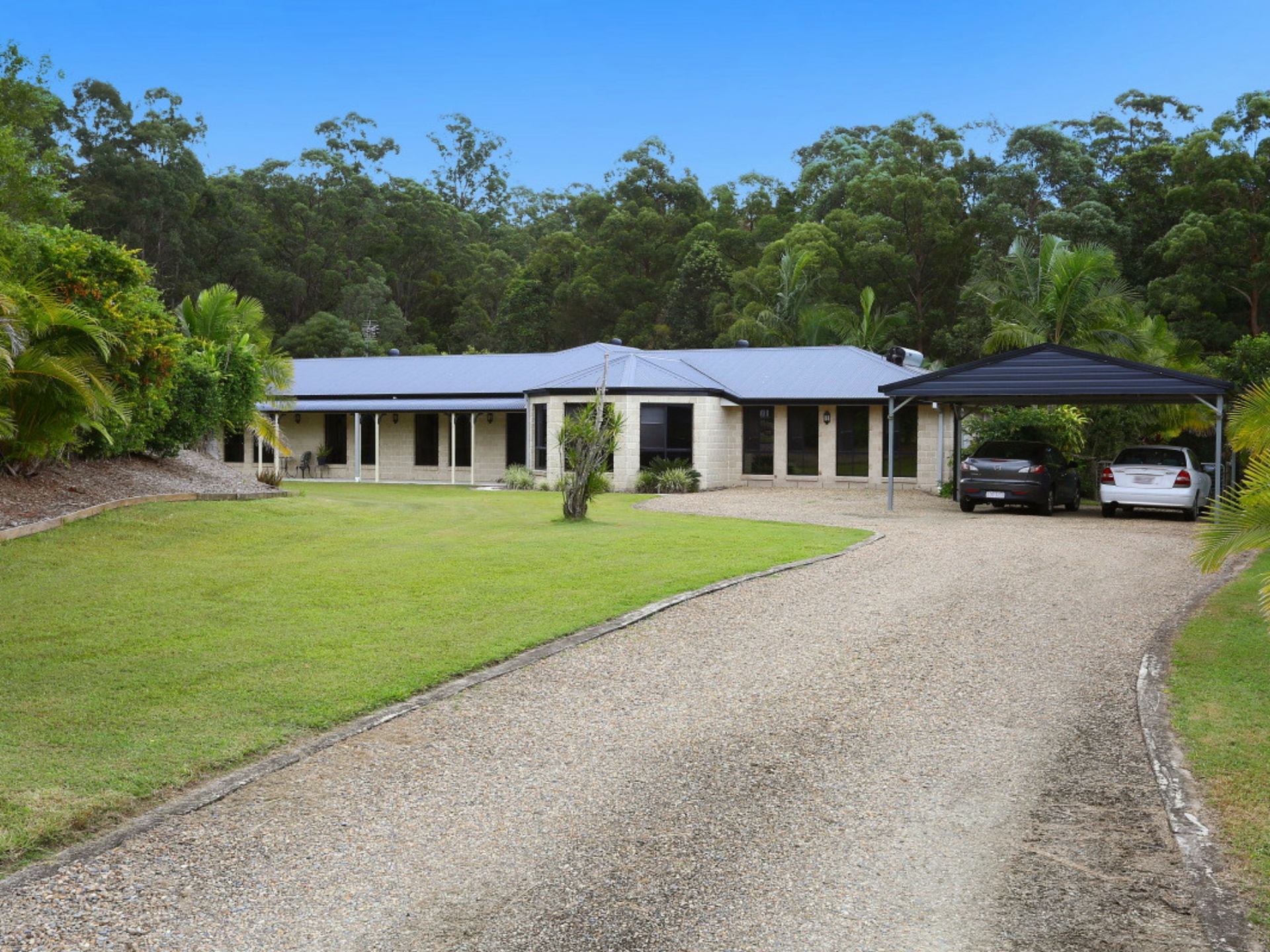 2 Waldorf Place, MAUDSLAND