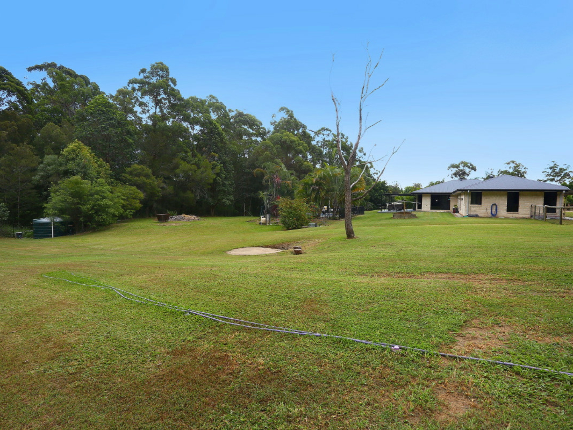 2 Waldorf Place, MAUDSLAND