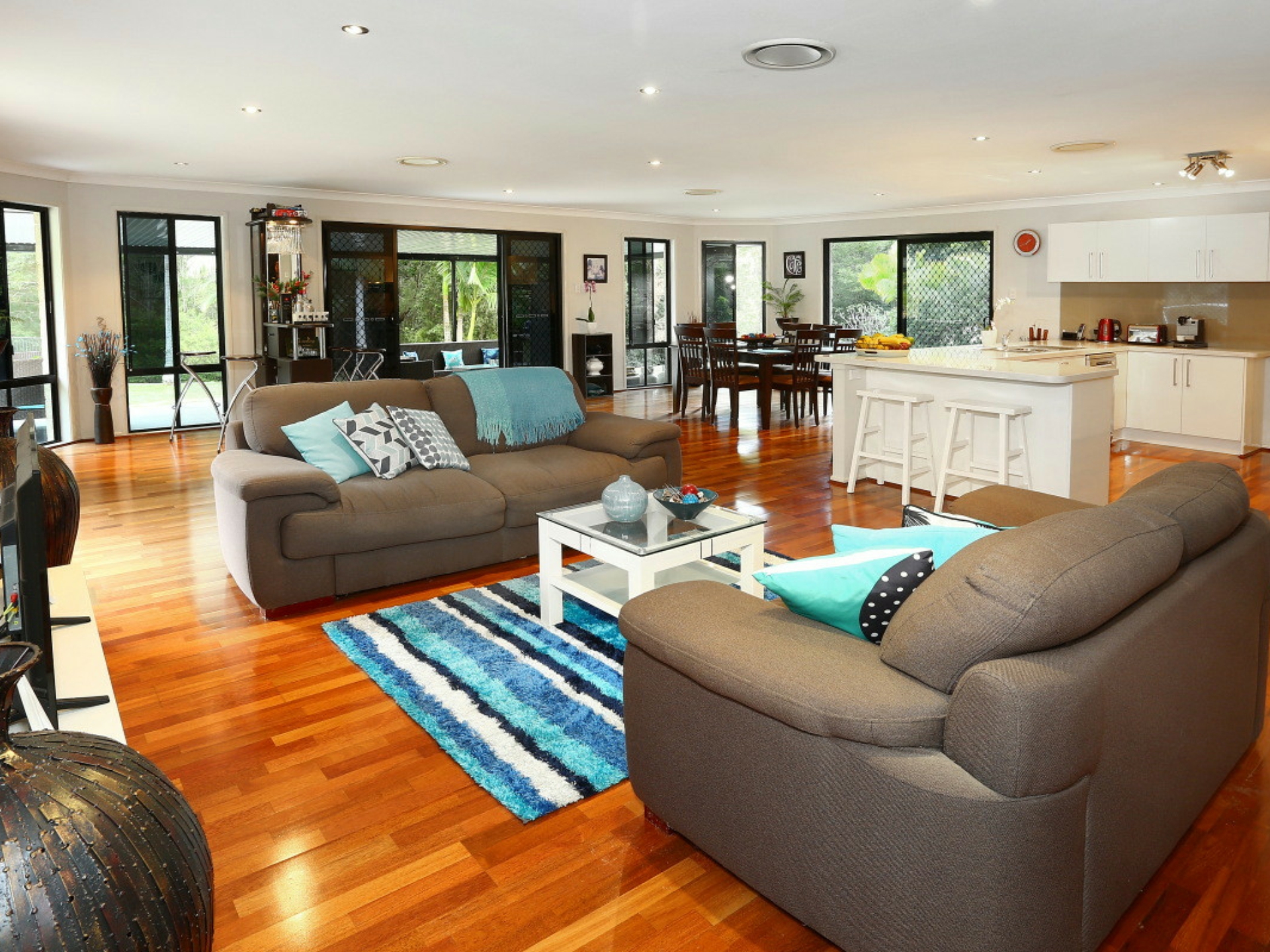 2 Waldorf Place, MAUDSLAND