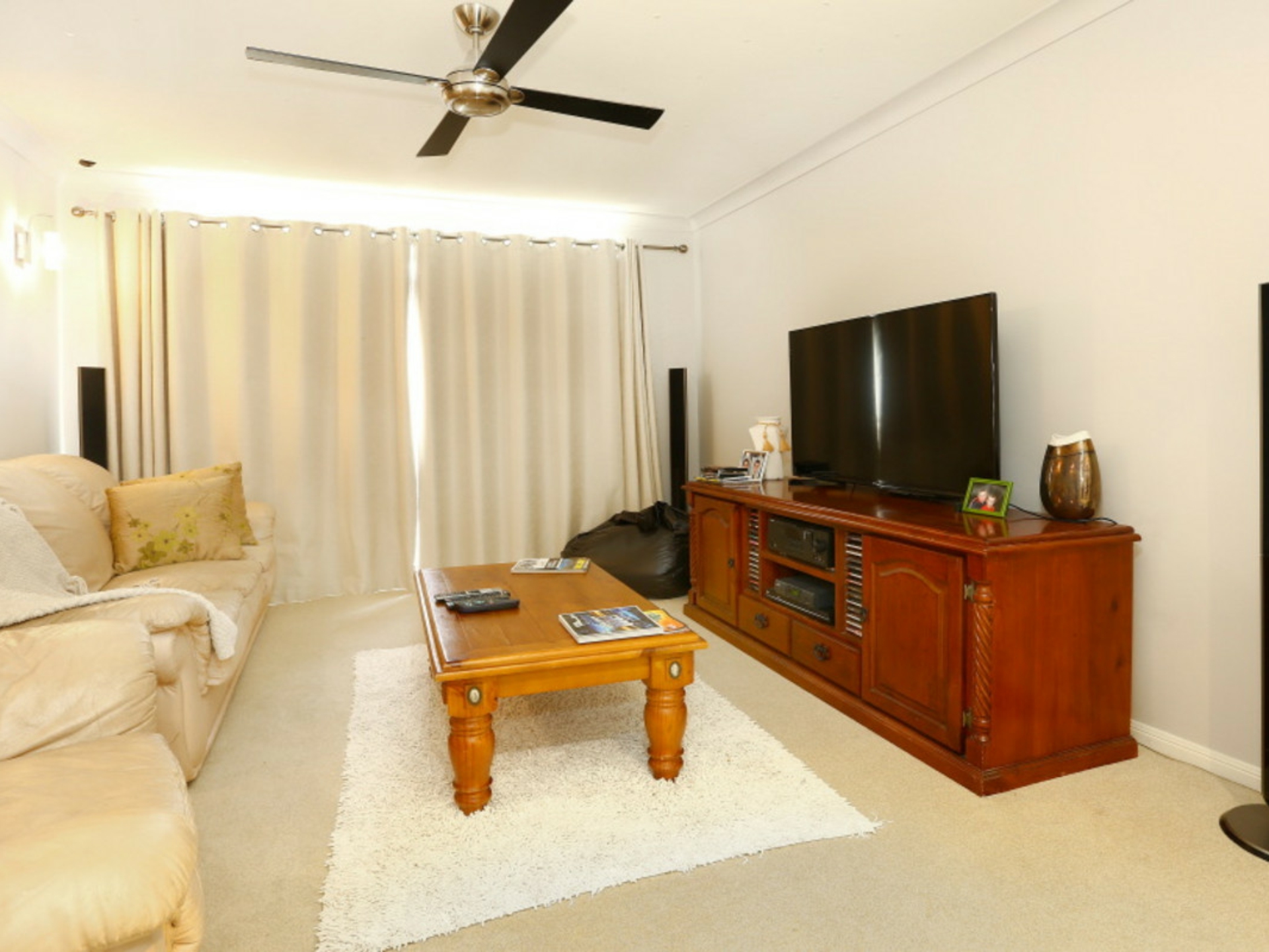 10 Pasture Place, MOUNT NATHAN