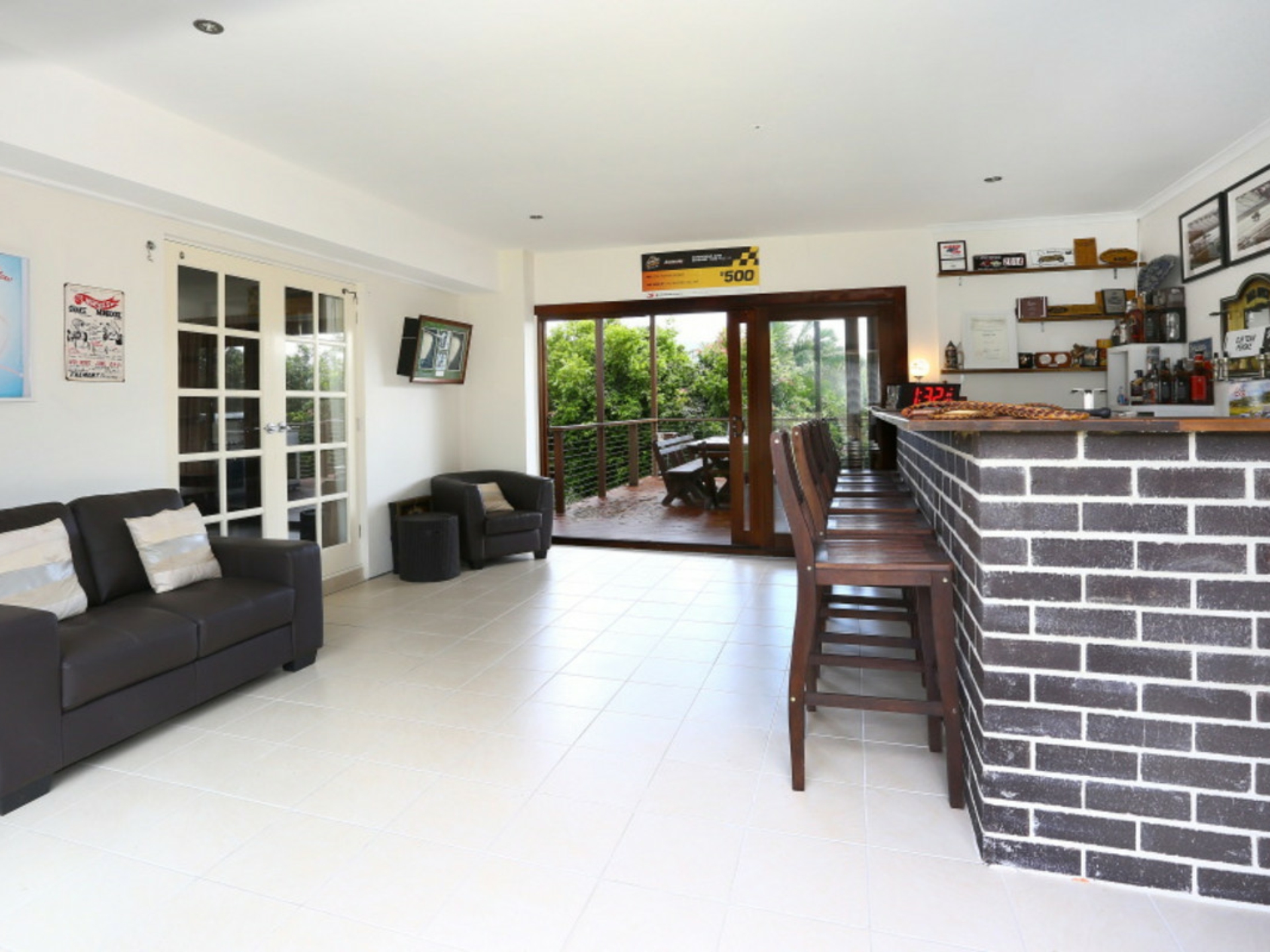 10 Pasture Place, MOUNT NATHAN
