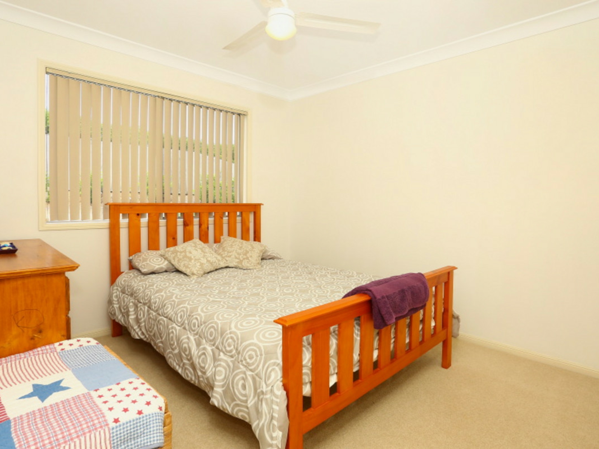 10 Pasture Place, MOUNT NATHAN