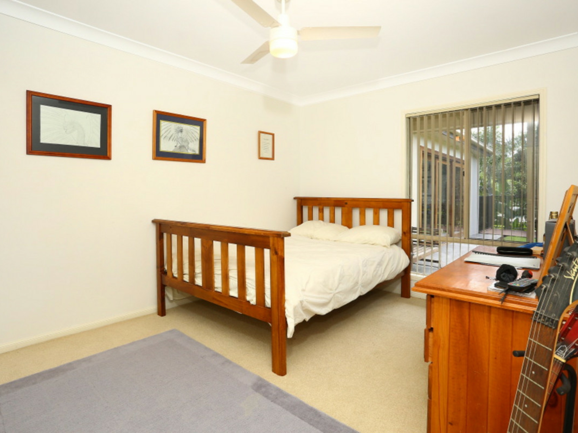10 Pasture Place, MOUNT NATHAN