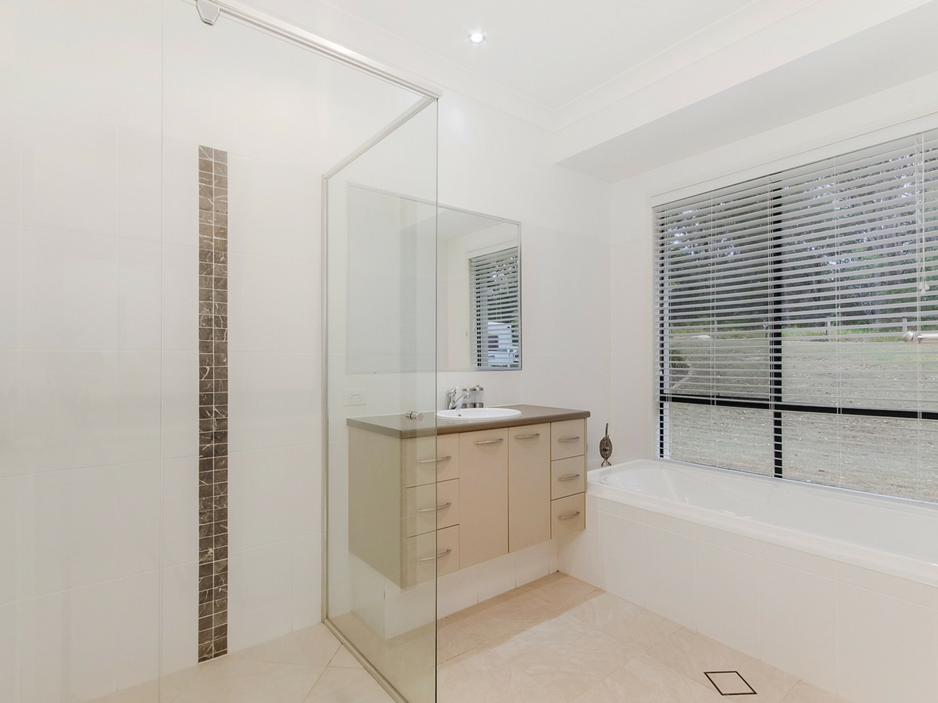 3 Waldorf Place, MAUDSLAND