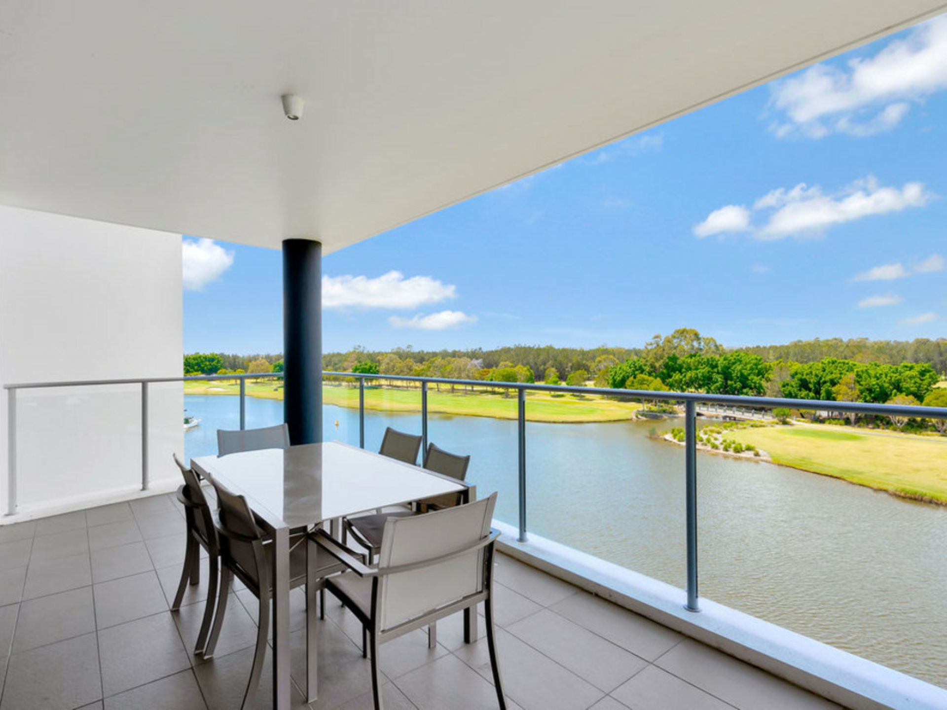 263/135 Lakelands Drive, Merrimac