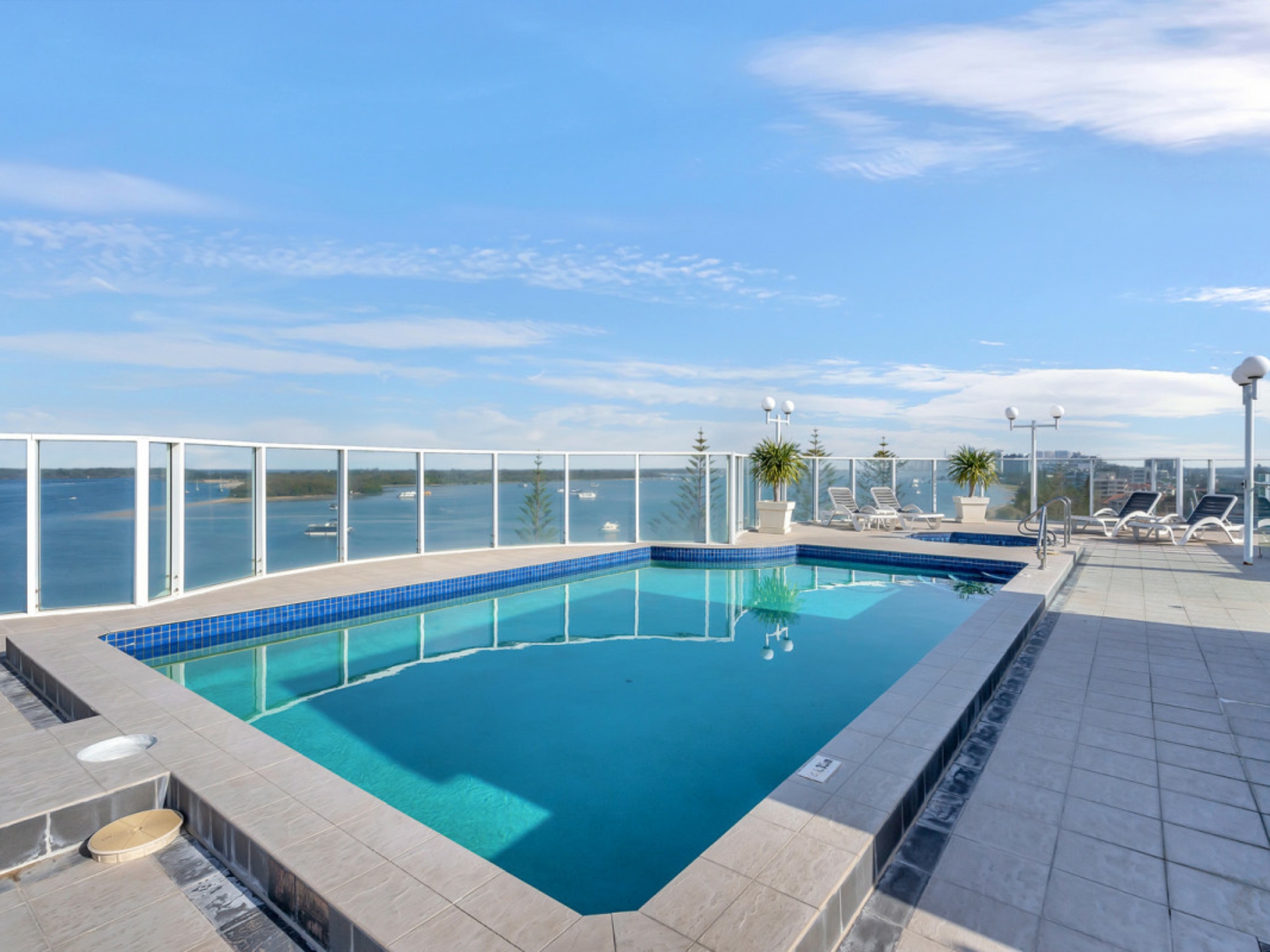 4a/510 Marine Parade Biggera Waters QLD
