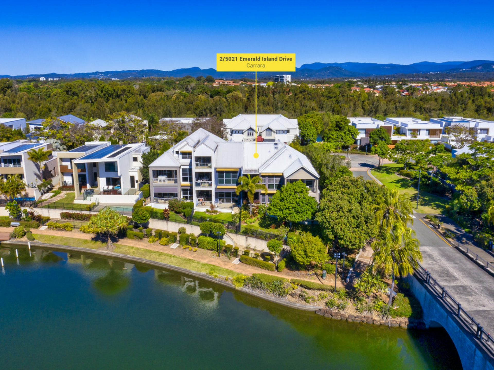 2/5021 Emerald Island Drive, CARRARA