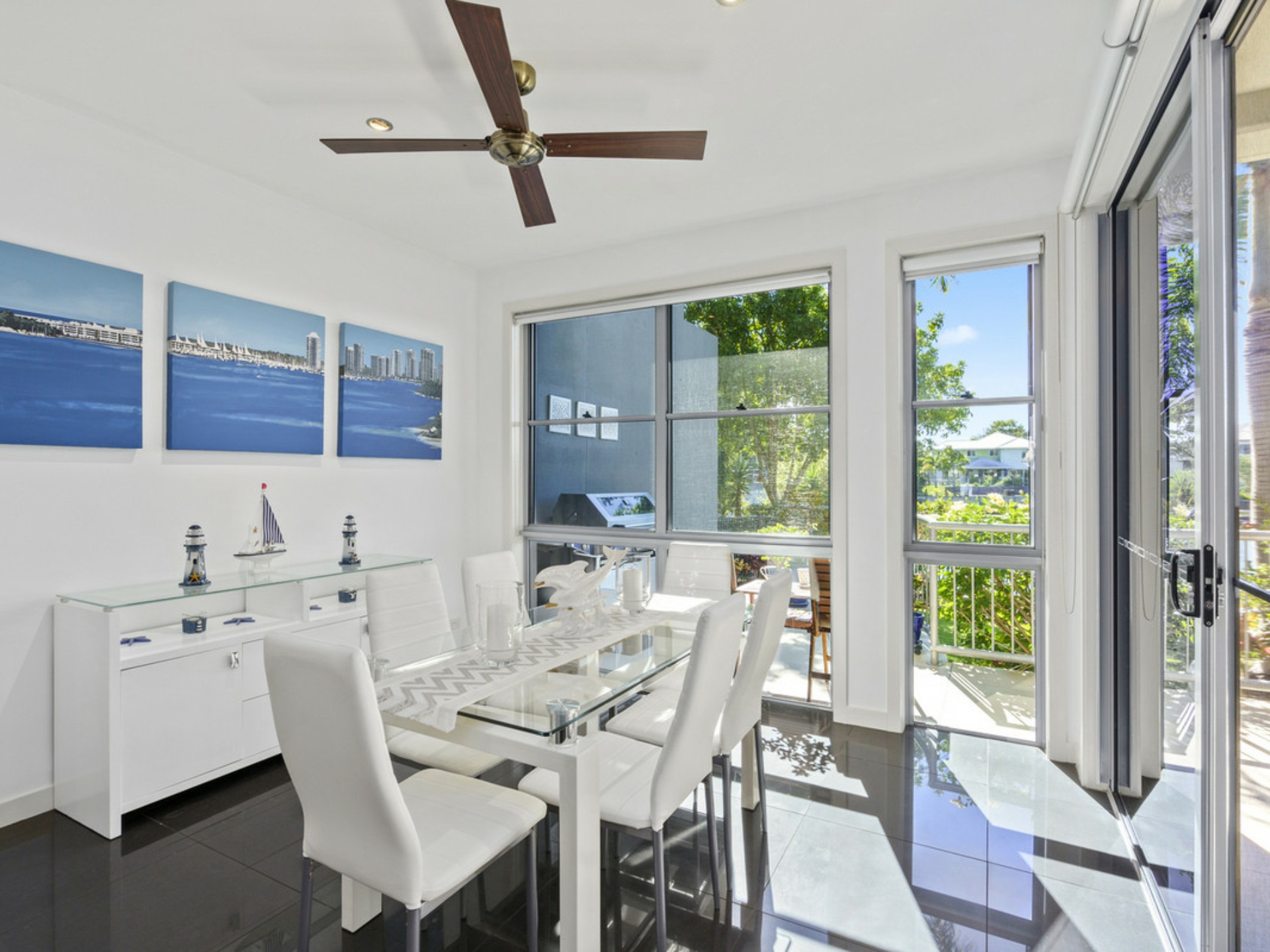 2/5021 Emerald Island Drive, CARRARA