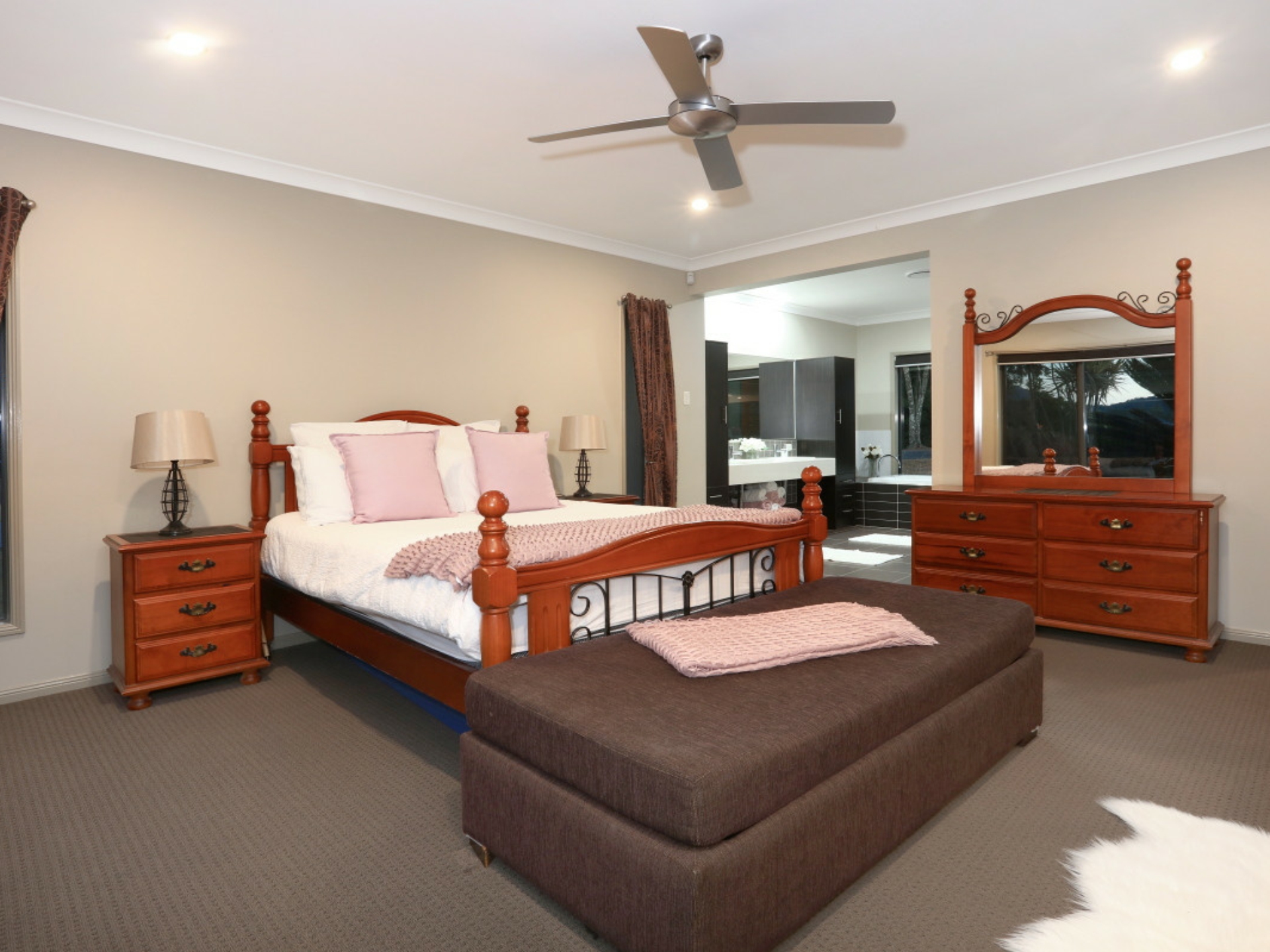 41 Lagoon Park Drive, MAUDSLAND