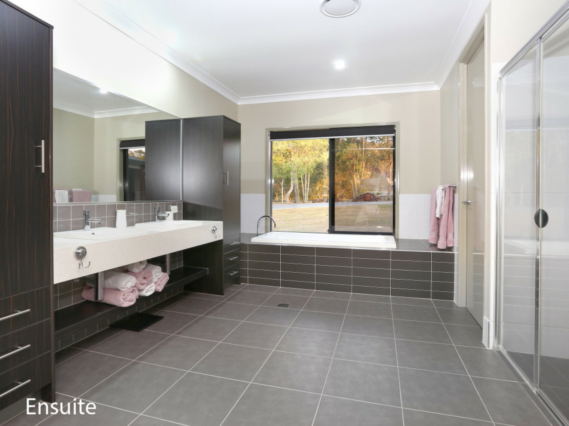 41 Lagoon Park Drive, MAUDSLAND