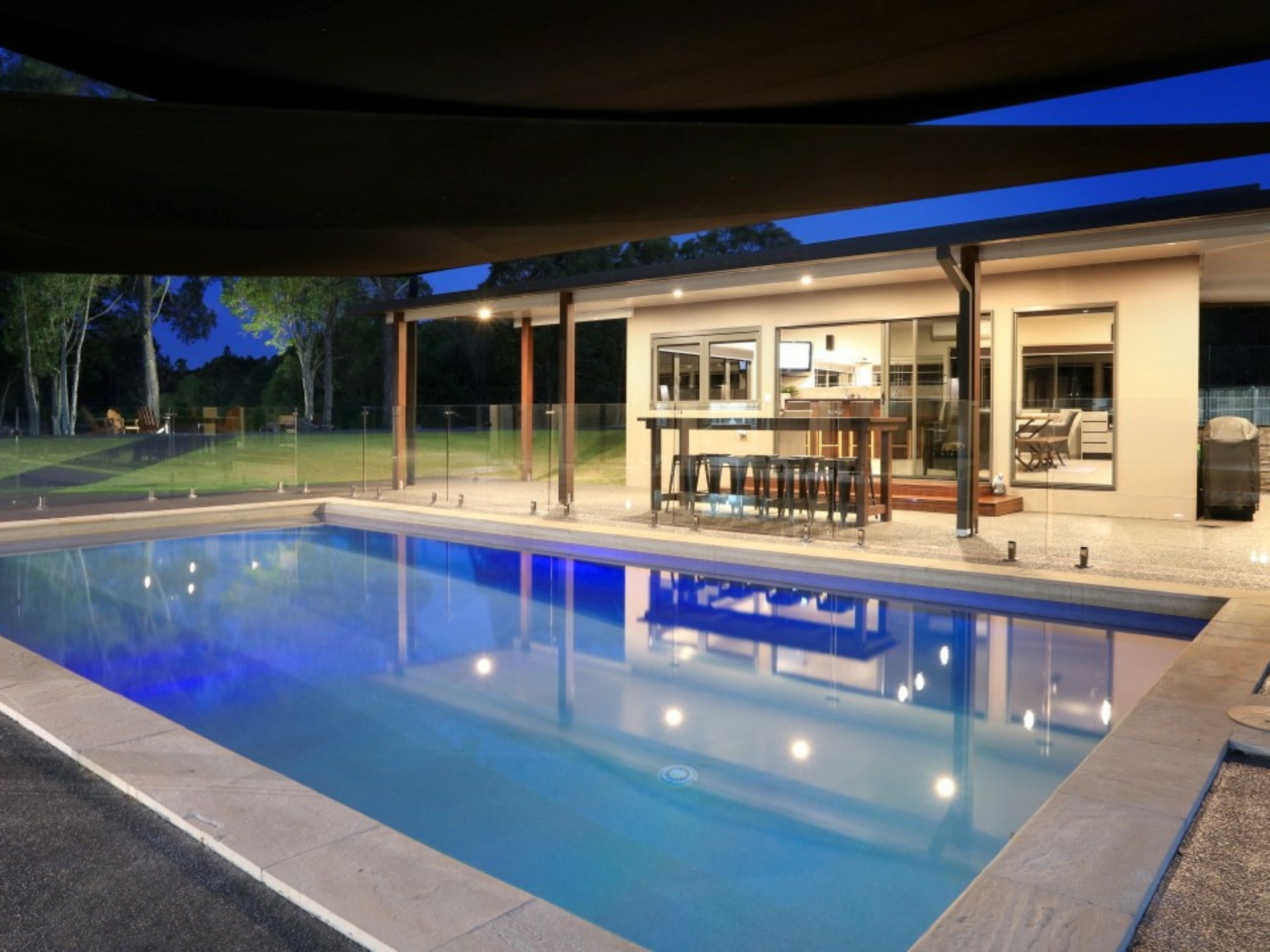 41 Lagoon Park Drive, MAUDSLAND