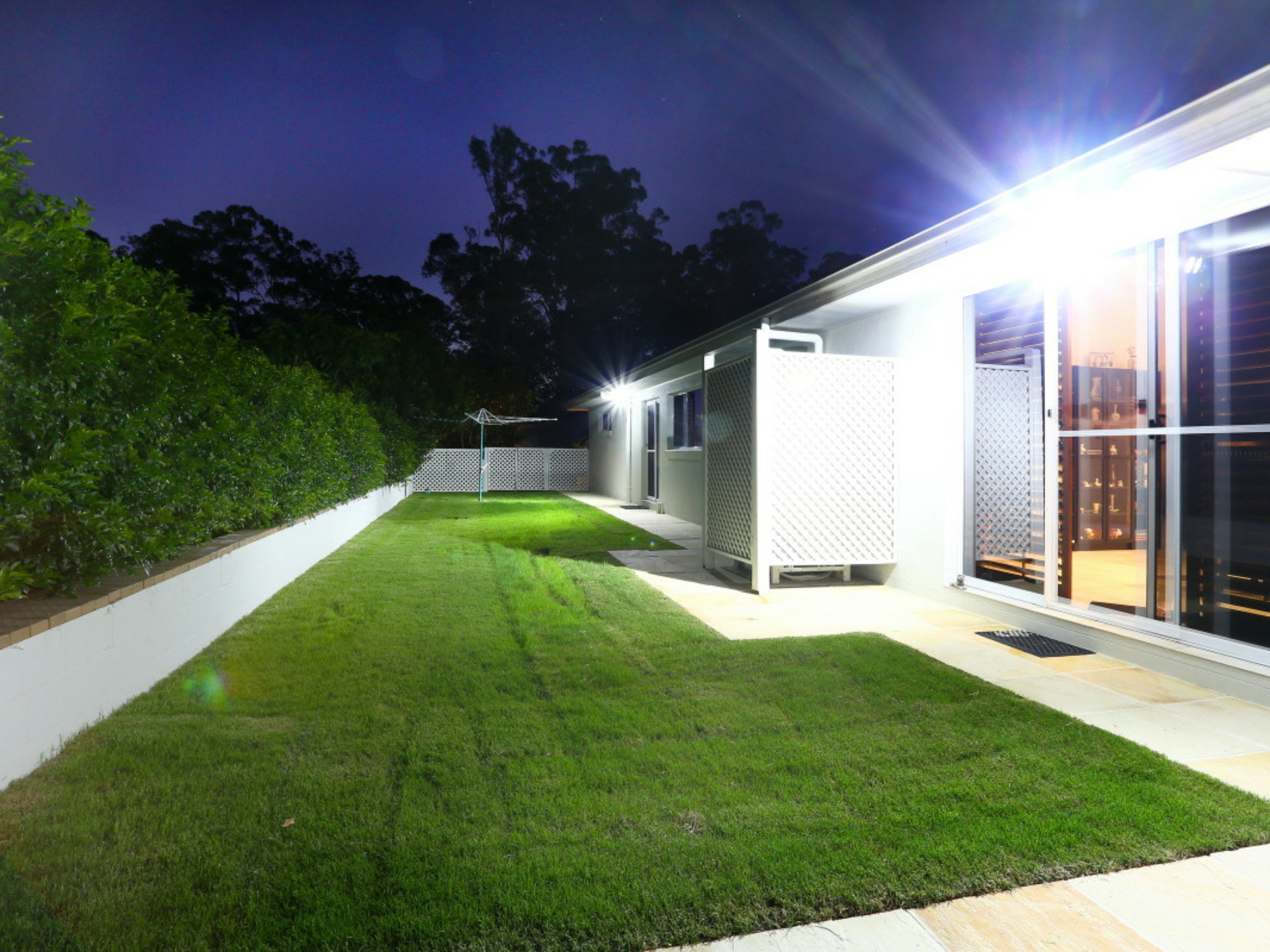 29 Lagoon Park Drive, MAUDSLAND