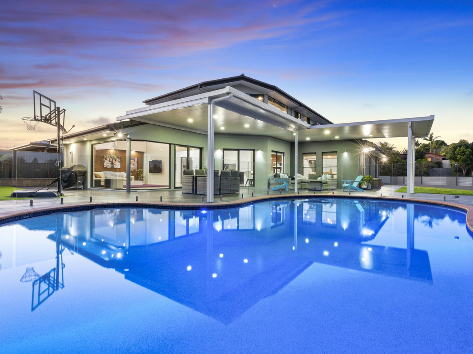 54 Hastings Crescent Carrara QLD