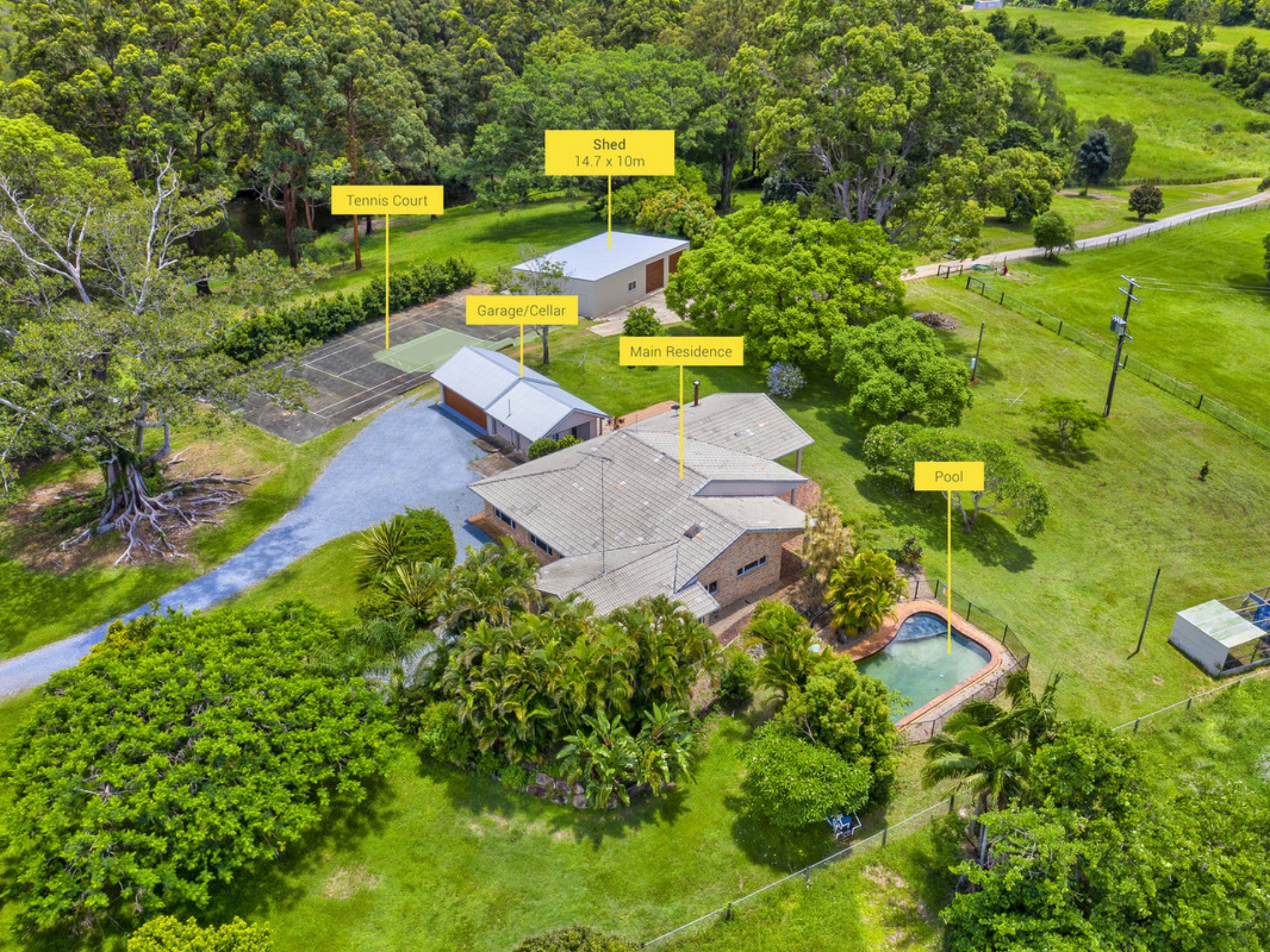 24 Mottee Court, Advancetown