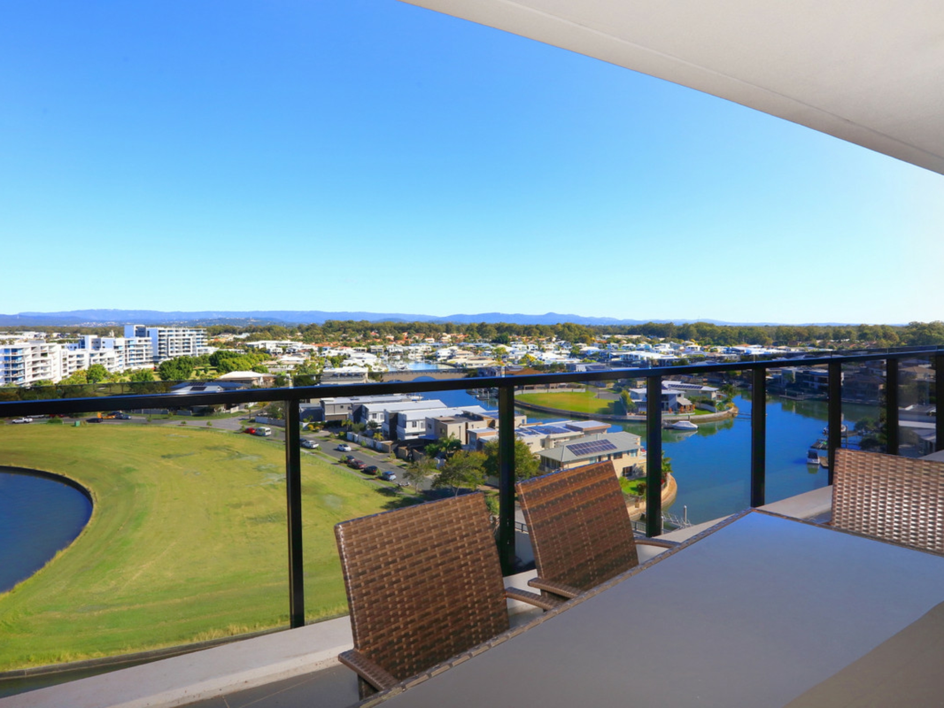 3903/25-31 East Quay Drive, BIGGERA WATERS