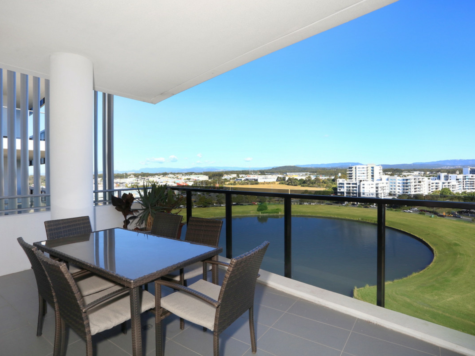 3903/25-31 East Quay Drive, BIGGERA WATERS