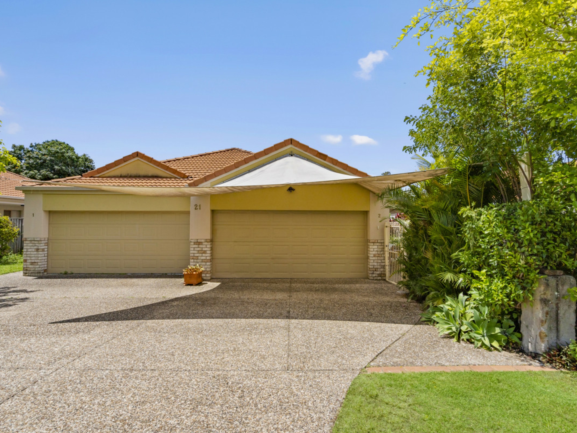 2/21 Hellman Street Molendinar QLD