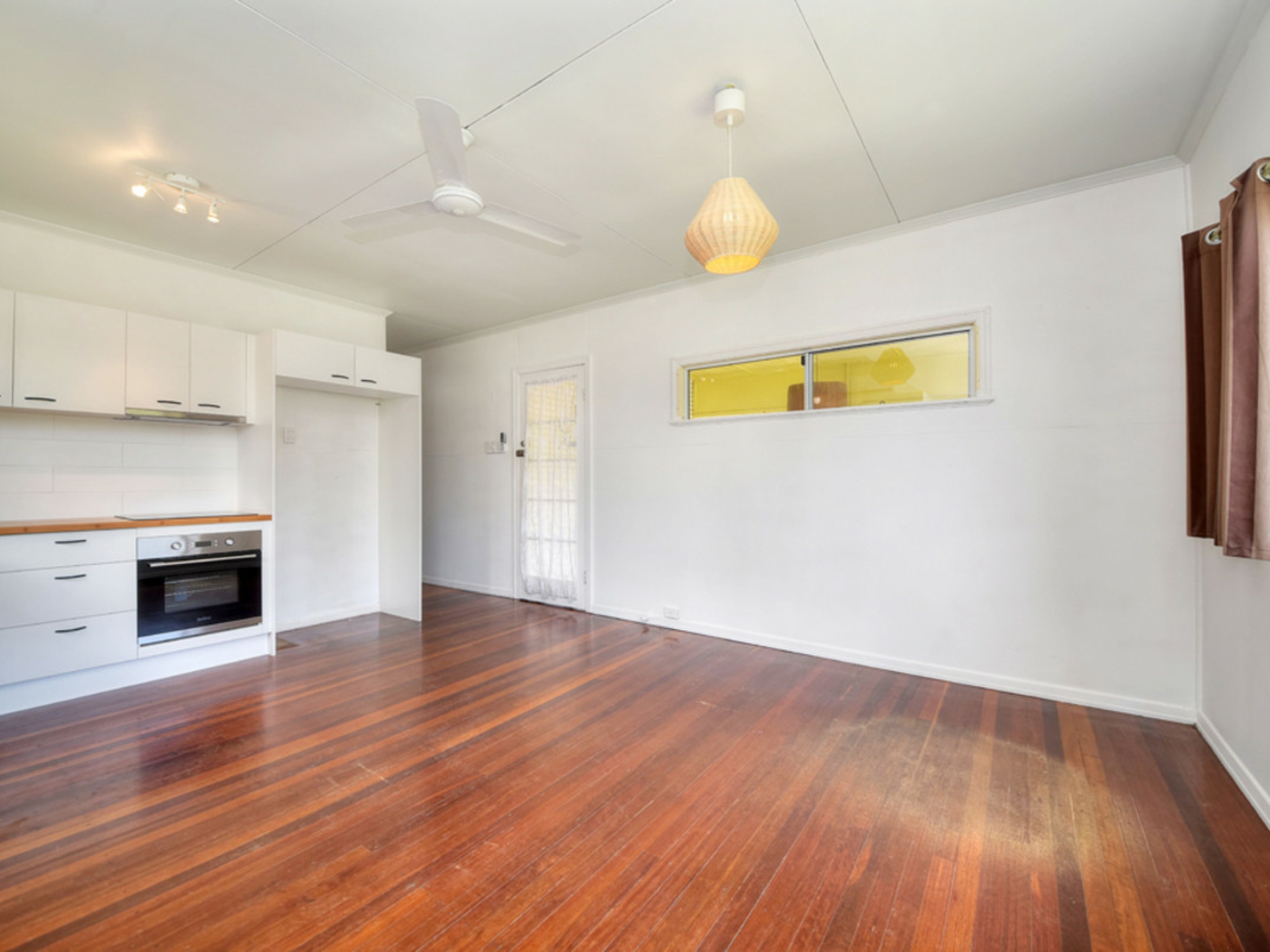 60 Seagull Avenue, MERMAID BEACH