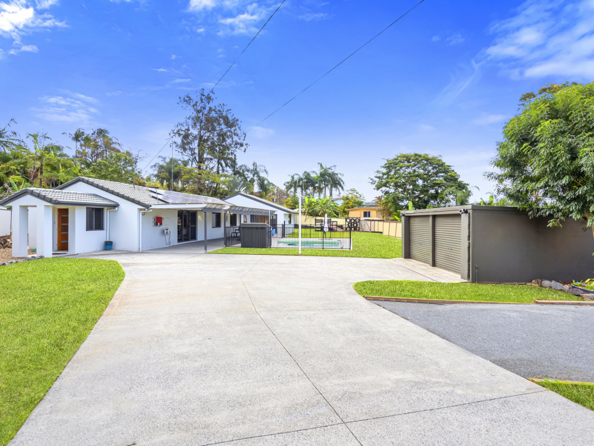 13 The Criterion, Nerang