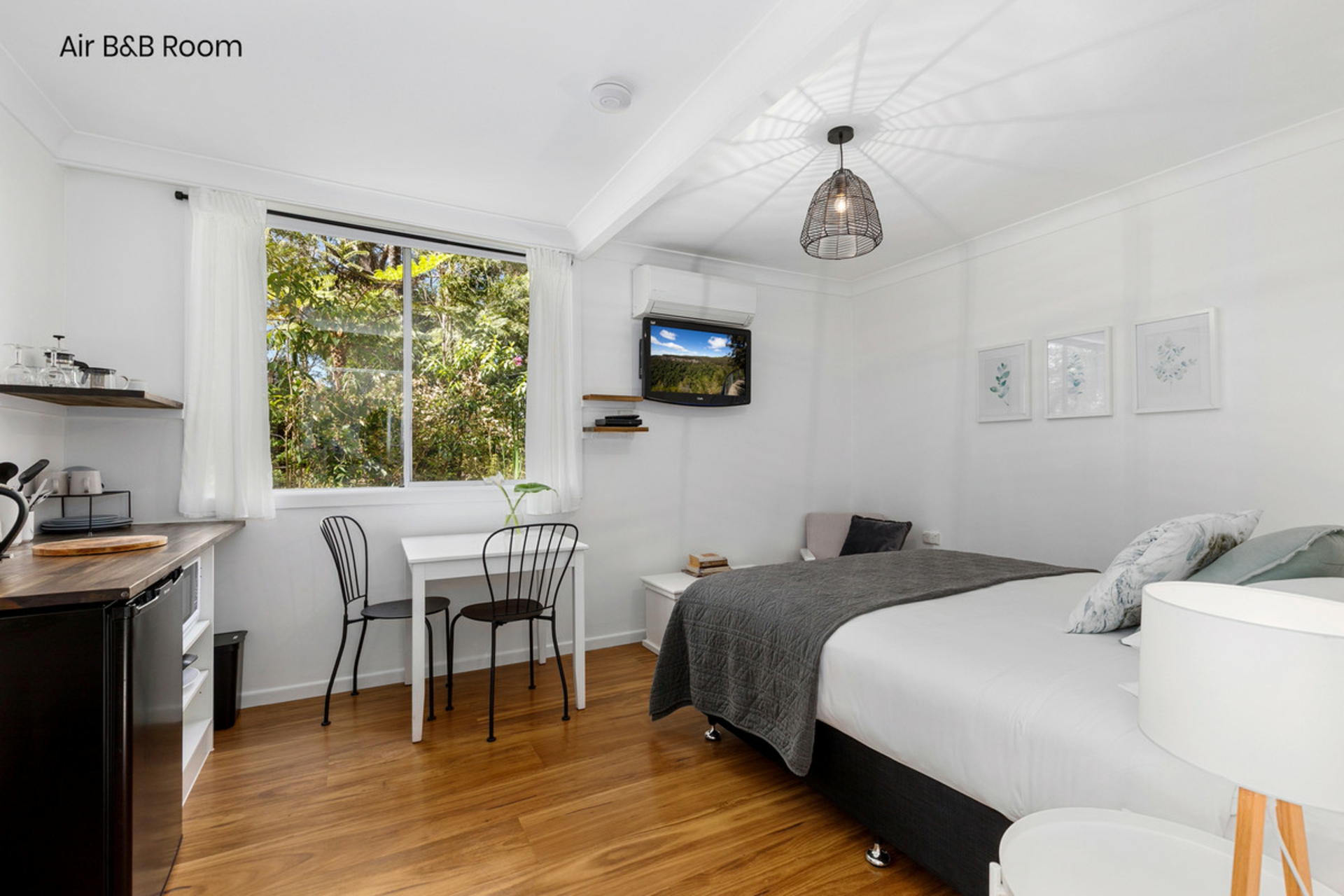 8 Canyon Parade, SPRINGBROOK