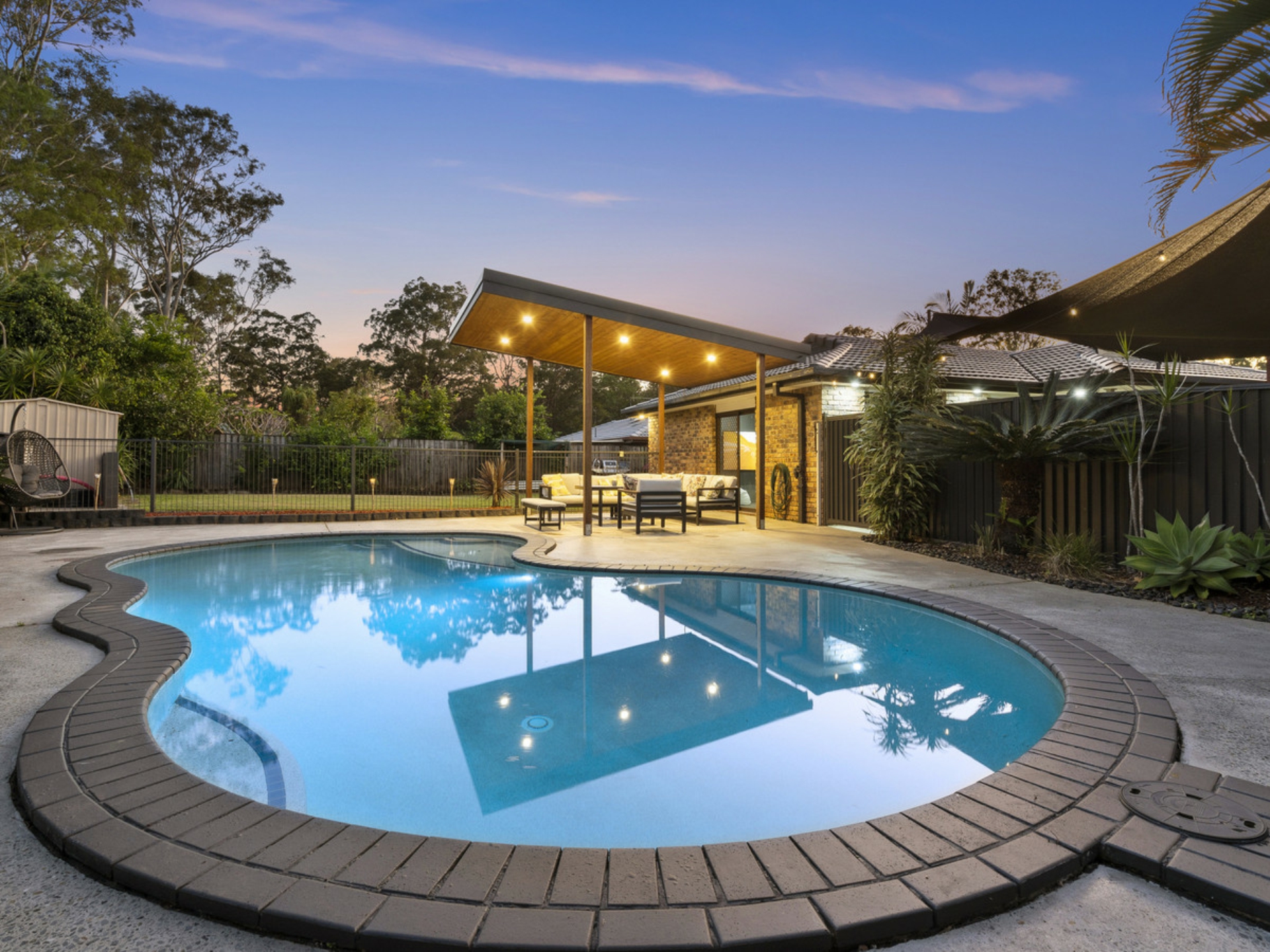 27 Merloo Drive, Nerang