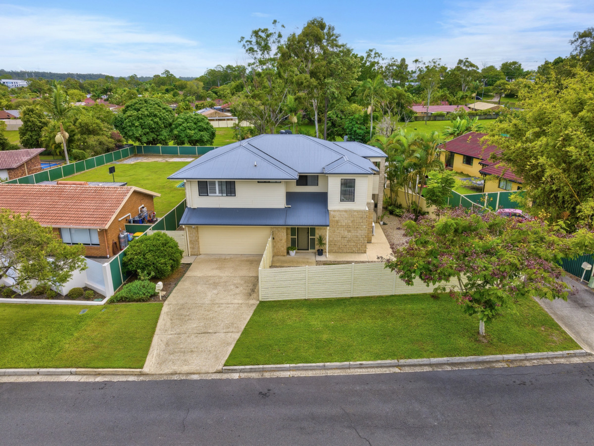 1/11 Glenmore Drive Ashmore QLD