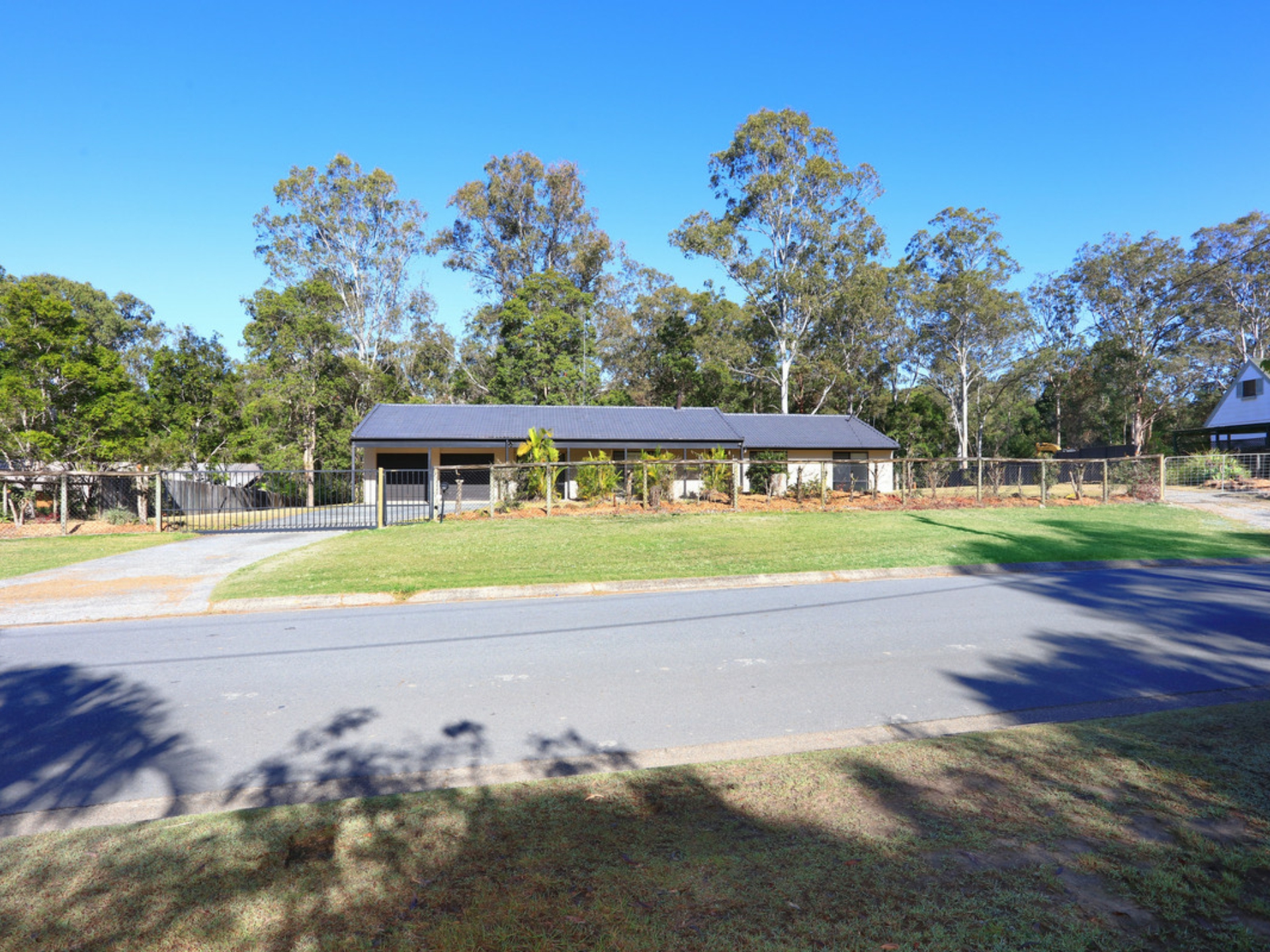10 Natan Road, MUDGEERABA