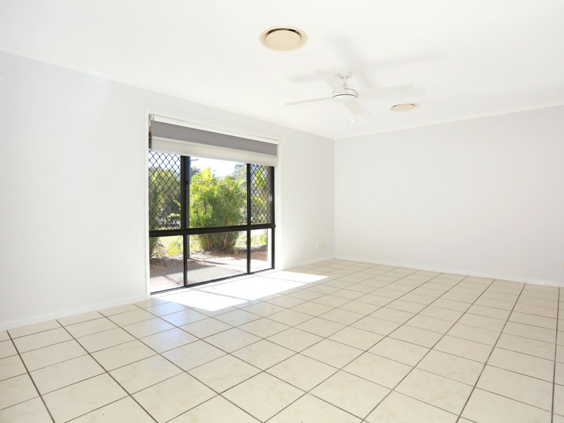 10 Natan Road, MUDGEERABA