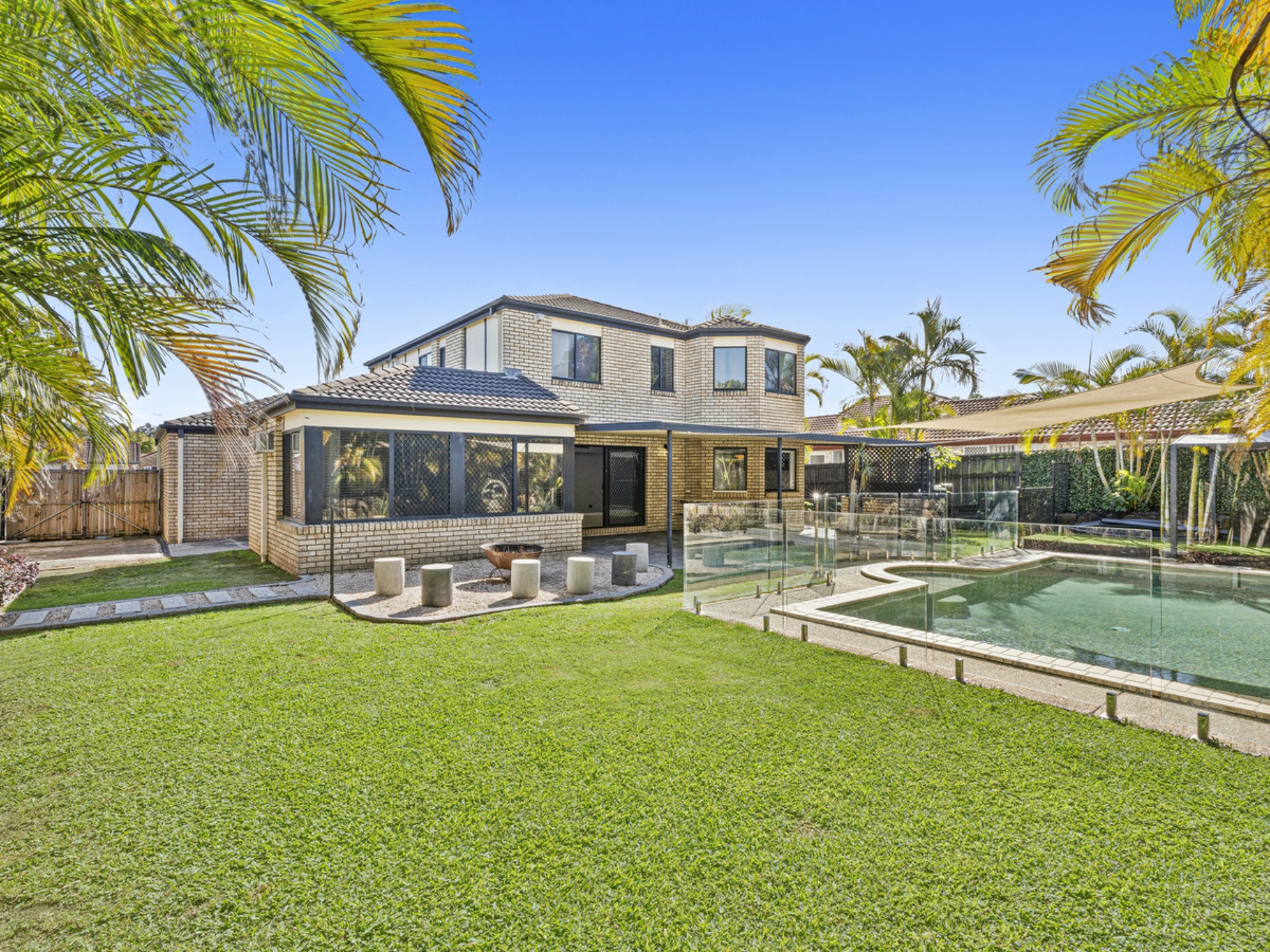 11 Oakdale Avenue Nerang QLD